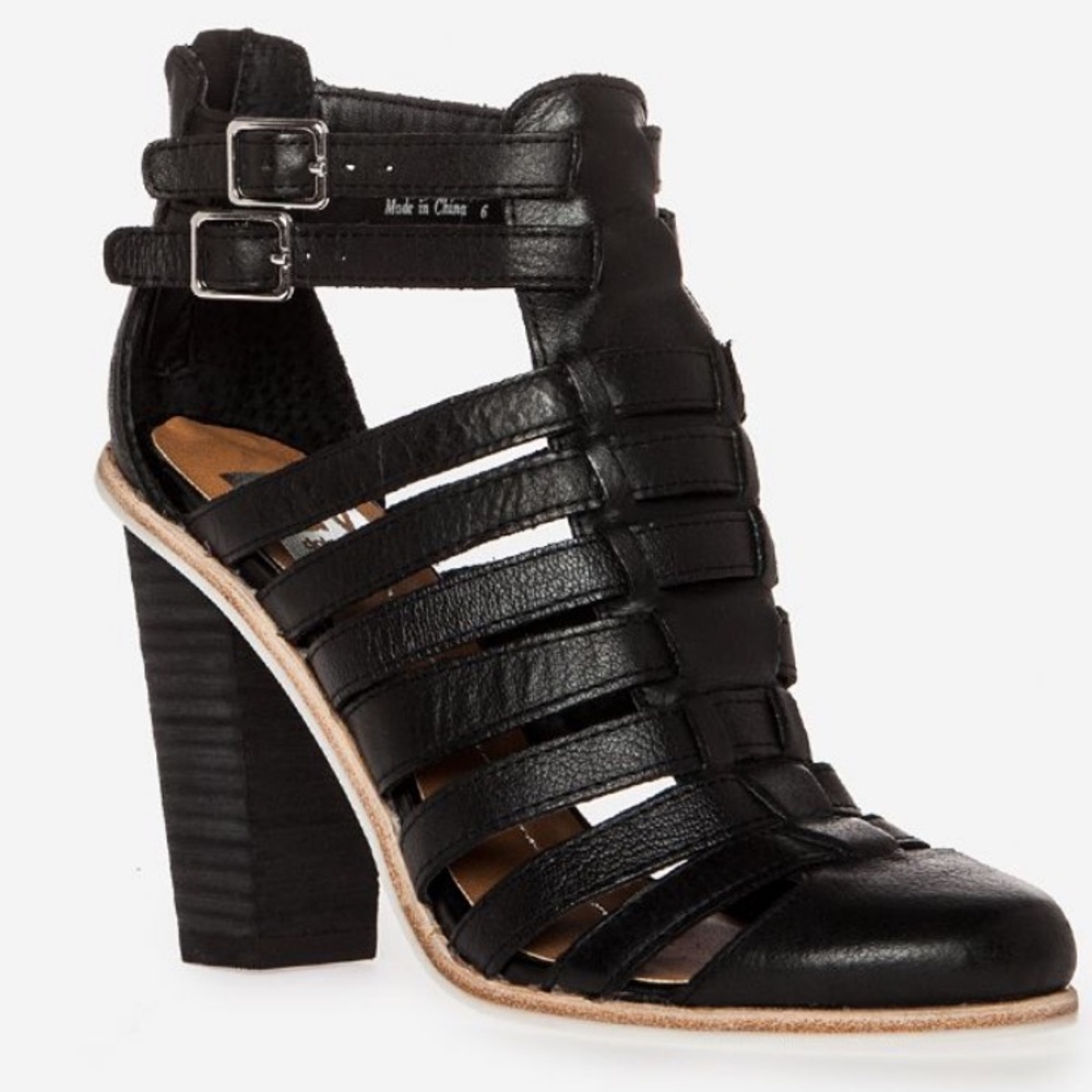 DV Dolce Vita ‘Mirella’ Caged Heel